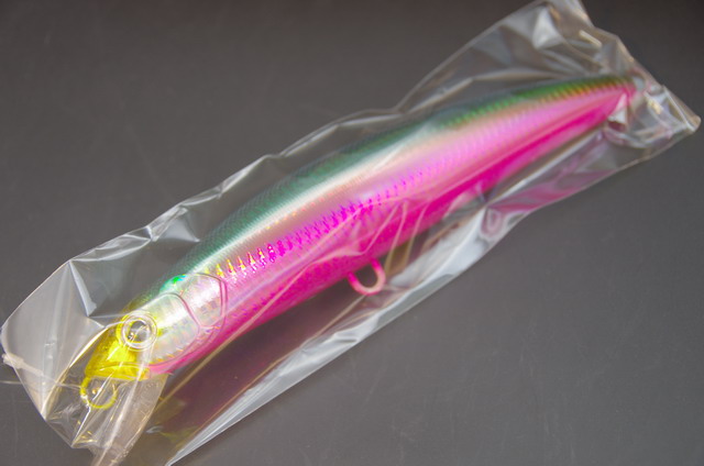 マングローブスタジオ ストライクプロ マグナムミノー200mm