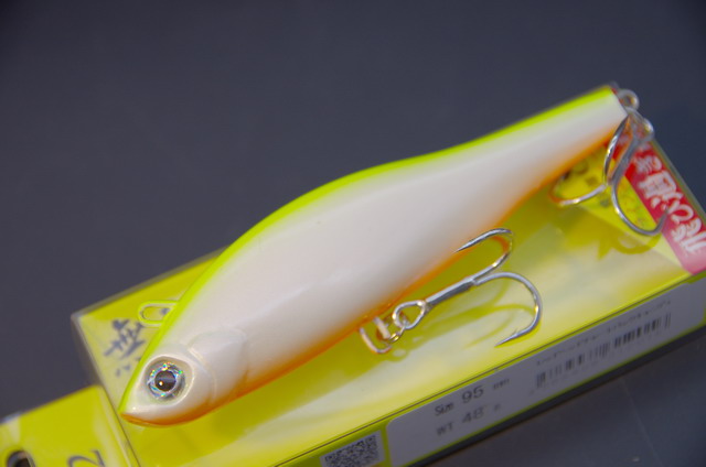 Amazon | ケーツー(K2) 無限ルアー 6cm #5 ブラック