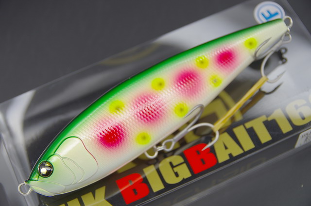 マルジン UKビッグベイト160F 160mm/65g （marujin UKBB160